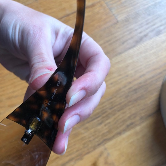 Versace Tortoise Shell Sunglasses 2054 - Picture 5 of 8